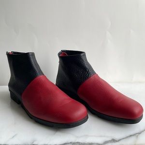Arche Leather Ankle Booties Size 40/9